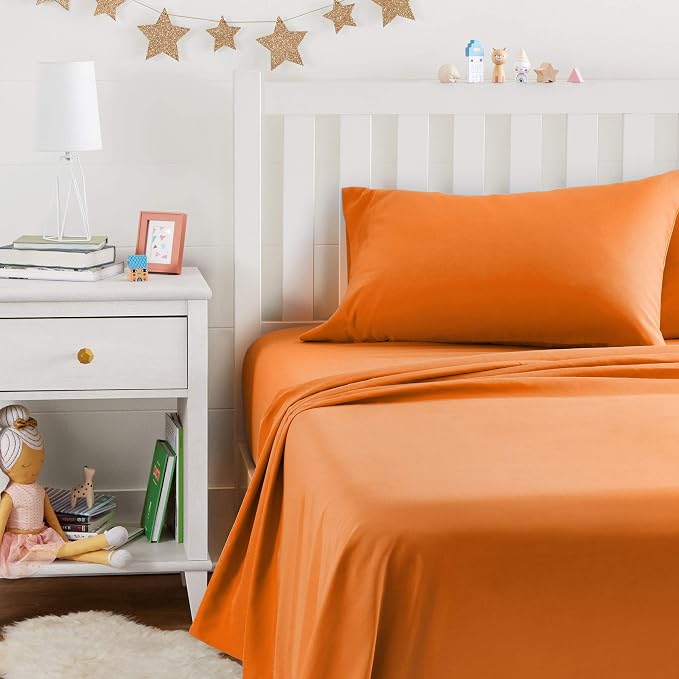Amazon Basics Kid's Soft Easy-Wash Lightweight Microfiber 3-Piece Sheet Set - Image 6
