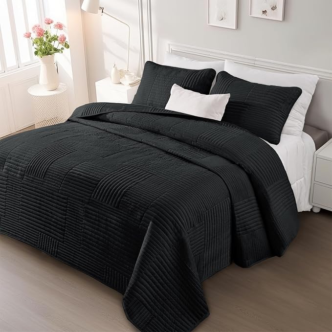 Whale Flotilla Ultra Soft Twin Quilt Bedding Set, Lightweight Microfiber Black by WHALEFLOTILLA