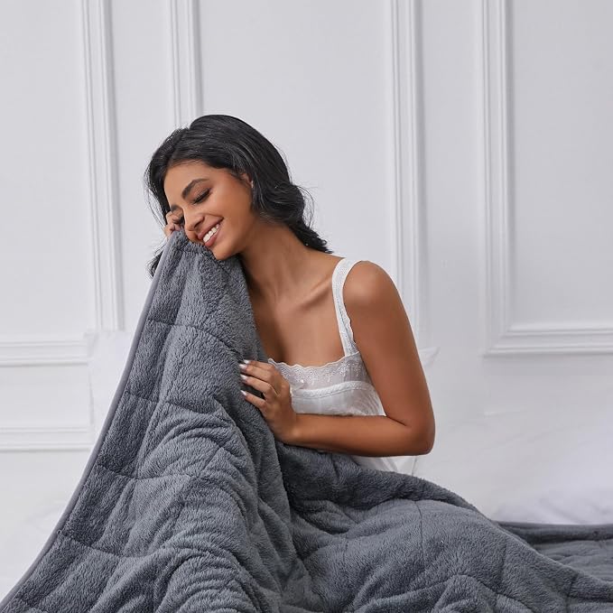 Sherpa Weighted Blanket for Adults, 15 lbs Furry Bed Blanket for Deep Sleep - Image 3