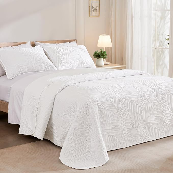 Exclusivo Mezcla Twin Quilt Bedding Set, Lightweight White Quilts Twin Size - Image 2