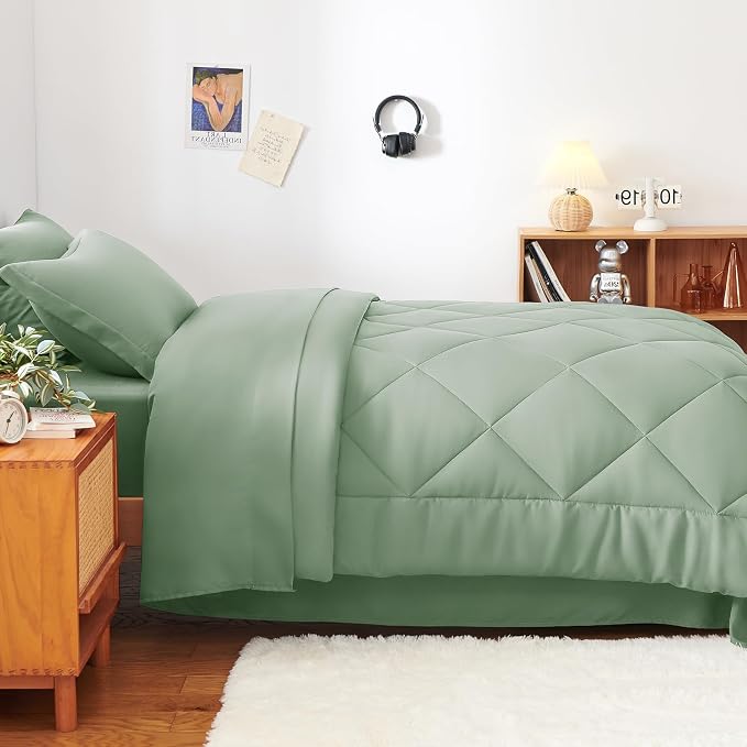 CozyLux Twin XL Comforter Set Sage Green - Image 6