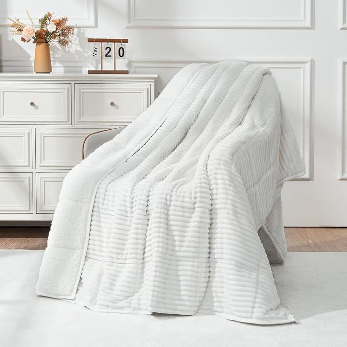 Uttermara Weighted Blanket for Adults Queen Size 15lbs, Striped Ribbed Fuzzy by Uttermara