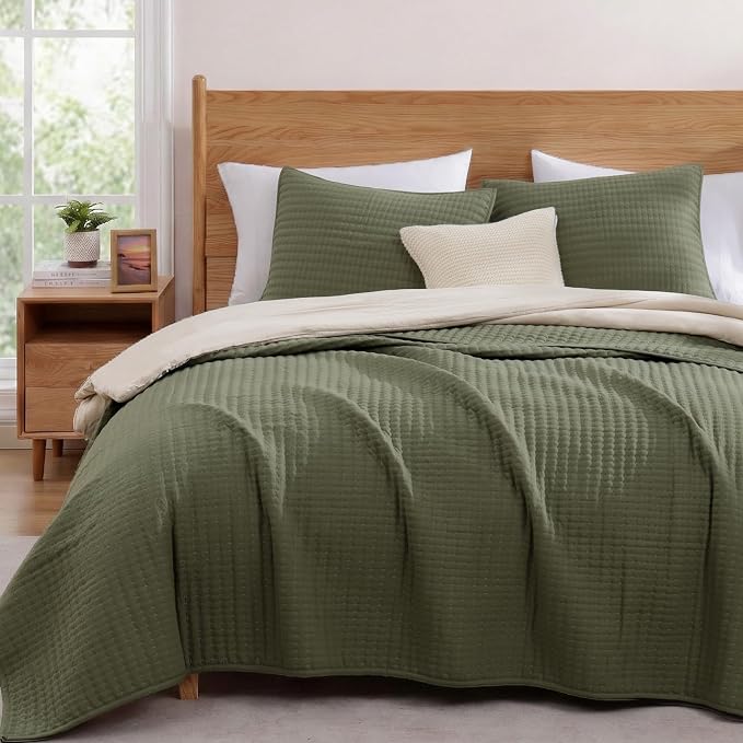 WRENSONGE Olive Green California/Oversized King Size Quilt Bedding Set by WRENSONGE