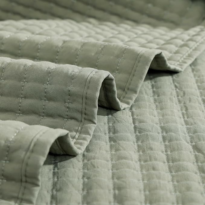WRENSONGE Queen Quilt-3 Pieces Lightweight Bedspreads Sage Green Queen Size - Image 7