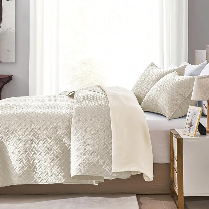 FLYMME Quilts Queen Size, Lightweight Cream Bedspreads, Basket Weave Pattern - Image 3