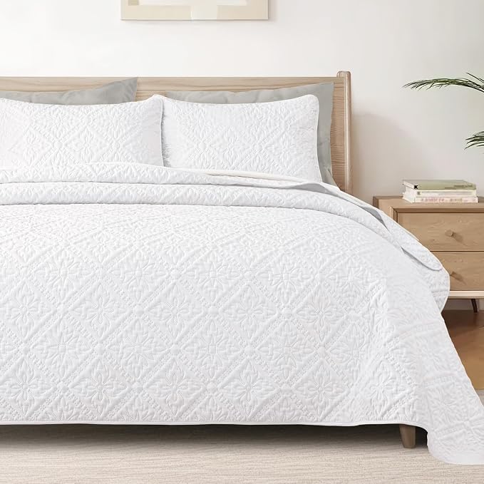 Exclusivo Mezcla California King Quilt Bedding Set, Lightweight Soft Bedspreads by ExclusivoMezcla