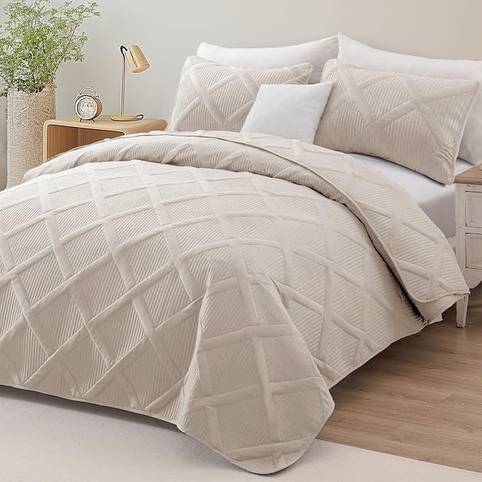 Exclusivo Mezcla Oversized King Quilt Set- Brich Beige Cal King Quilts Bedding - Image 2