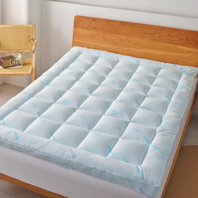 Favorland Mattress Topper King Size by Favorland