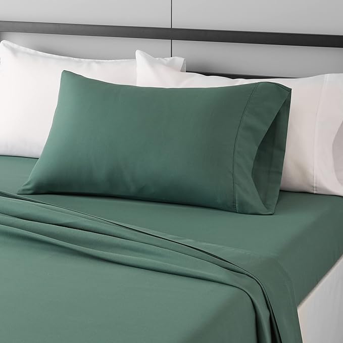 Amazon Basics Lightweight Super Soft Easy Care Wrinkle-Free Breathable Brushed by AmazonBasics