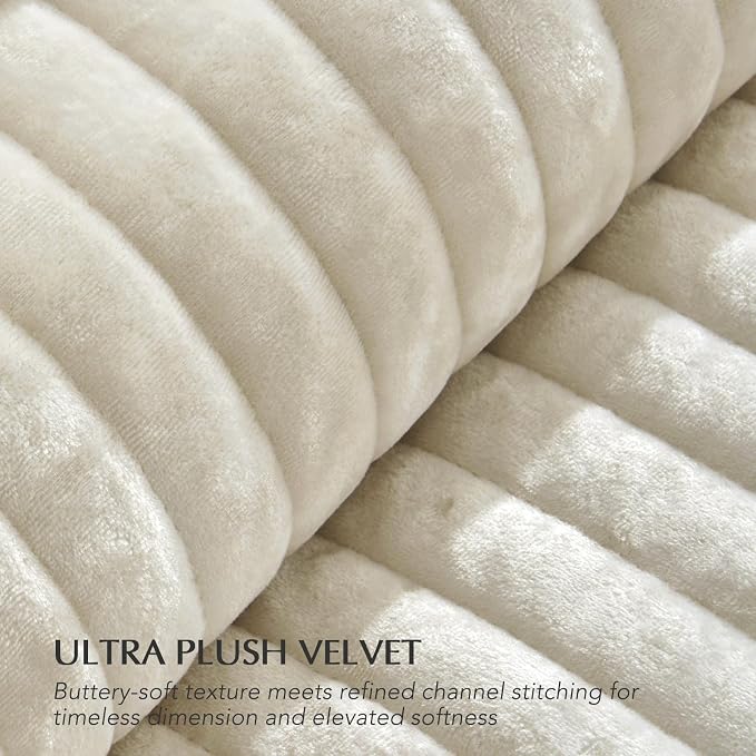 EVERGRACE Velvet Quilt Set California King 118'' x 106'', Luxurious Soft - Image 5