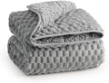 Super Soft Luxury Fleece Sherpa Weighted Blanket by EazfyPro