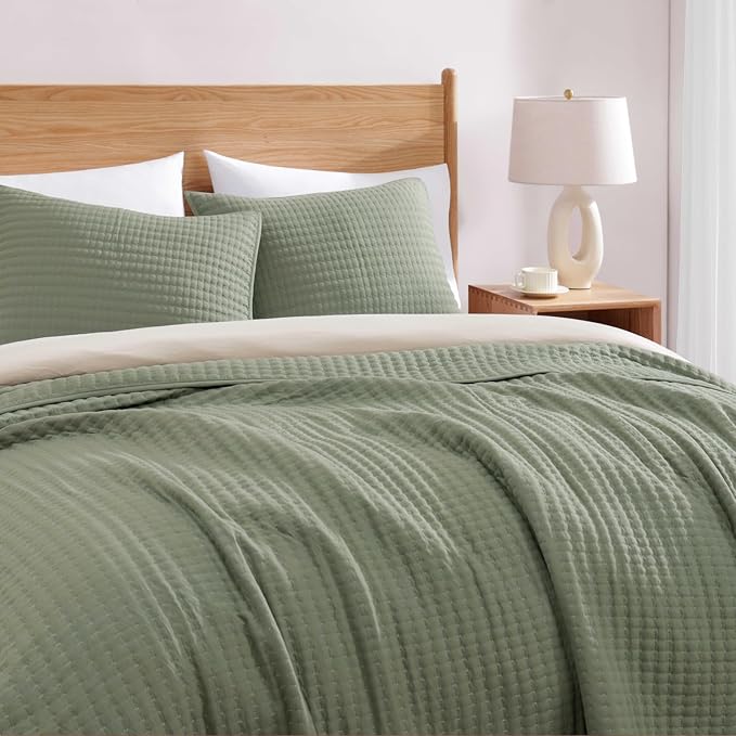 WRENSONGE Twin Size Quilt-3 Pieces Lightweight Bedspreads Sage Green Twin Quilt - Image 3