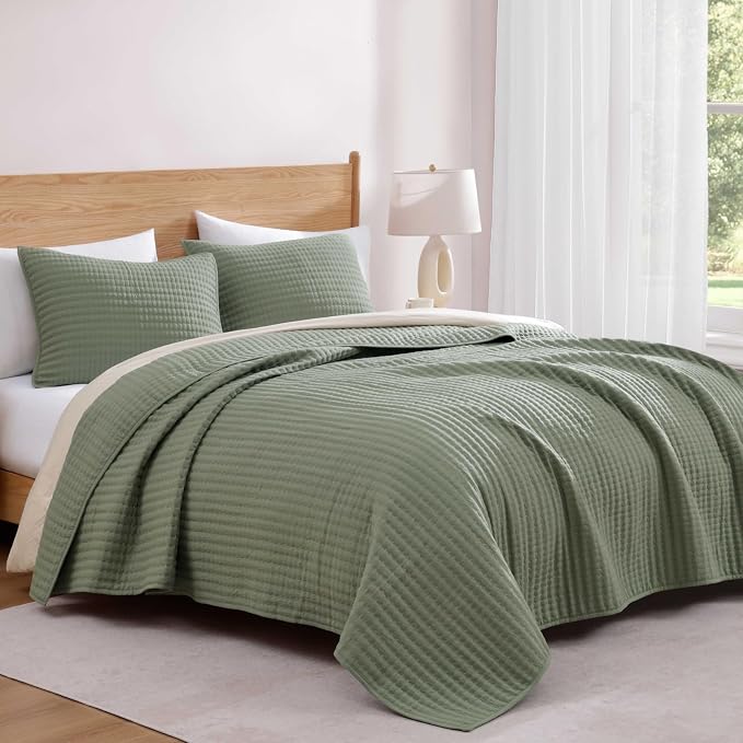 WRENSONGE Twin Size Quilt-3 Pieces Lightweight Bedspreads Sage Green Twin Quilt - Image 2