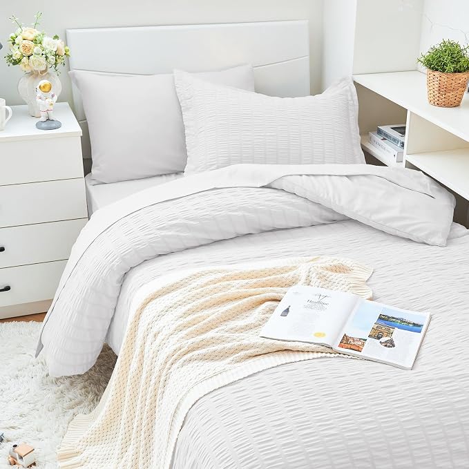 HYMOKEGE White Twin XL Comforter Set Seersucker 5 Pieces, All Season Luxury Bed - Image 2