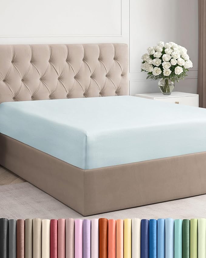 Queen Fitted Bed Sheet by CGKUnlimited