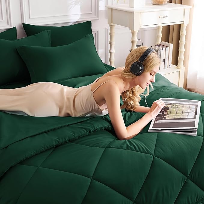 CozyLux Oversized Queen Comforter Set Emerald Green, 7 Pieces Bed in a Bag - Image 4
