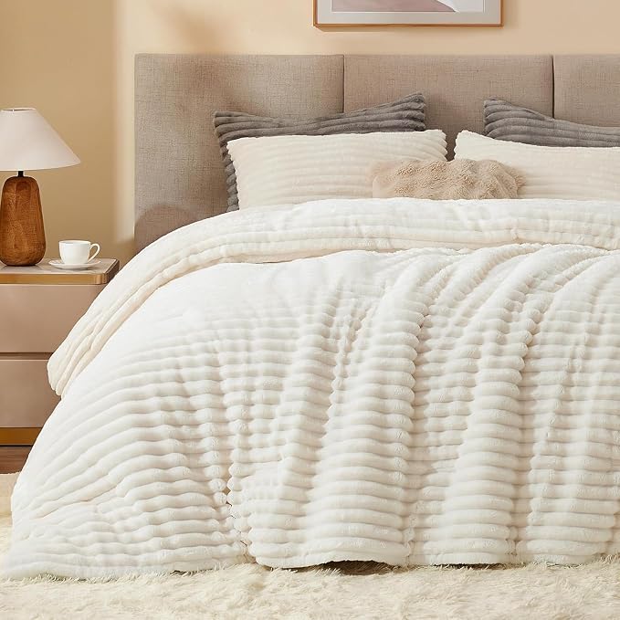 BEDELITE Fleece Oversized Queen Comforter Set -Super Soft & Warm Fluffy Cream by BEDELITE