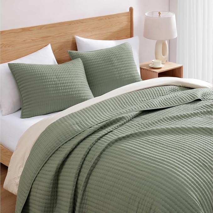 WRENSONGE Sage Green California/Oversized King Size Quilt Bedding Set - Image 2