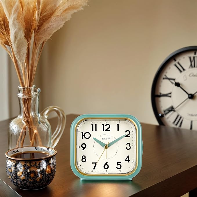 Tinload 4.3" Vintage Retro Analog Alarm Clock, Super Silent Non Ticking Clock - Image 2