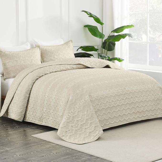 Andency Beige Twin Quilt Set, 2 Pieces Boho Lightweight Soft Striped Bedspread - Image 2