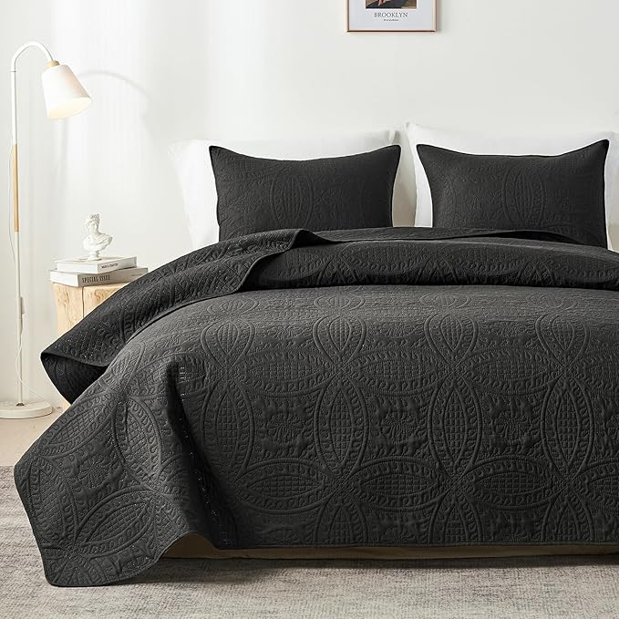 akkialla Queen Quilt Bedding Set, Lightweight Soft Bedspread Coverlet, Modern by akkialla
