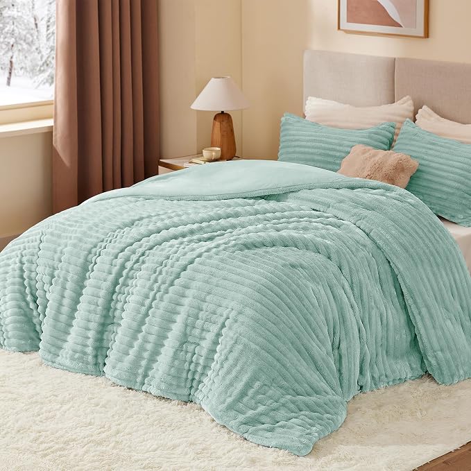 BEDELITE Fleece Queen Comforter Set -Super Soft & Warm Fluffy Light Green - Image 2