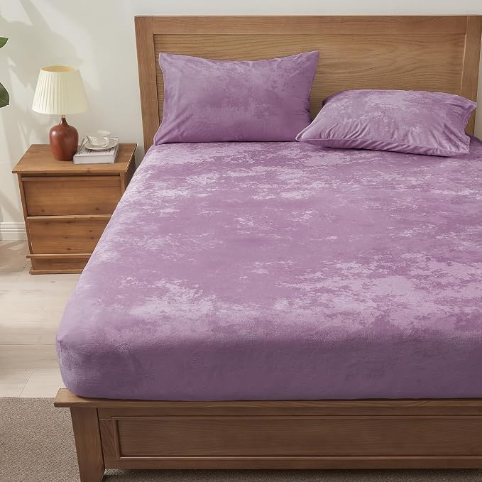 BEDELITE Velvet Fitted Sheet and Pillowcases Set, Luxury Soft Fuzzy Bottom Sheet - Image 9