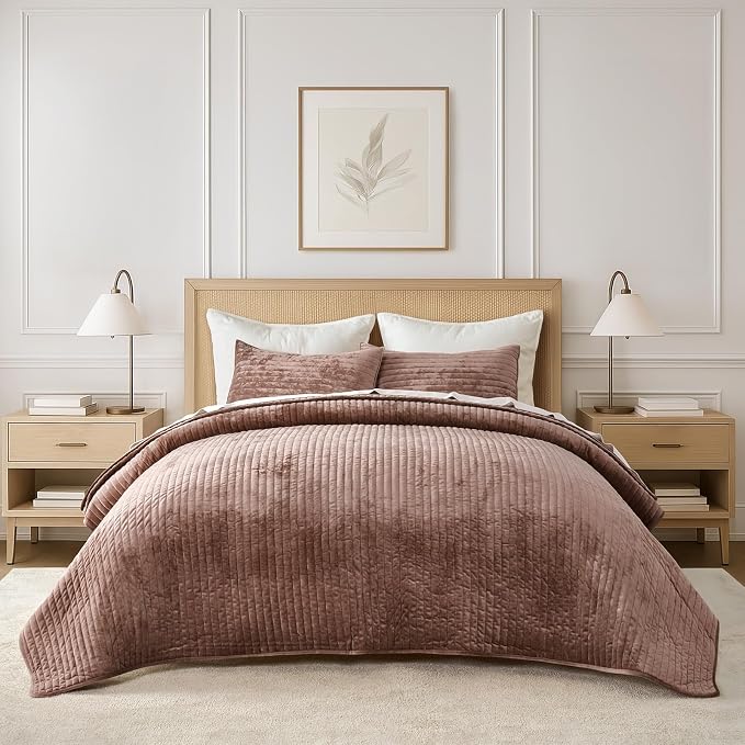 EVERGRACE Velvet Quilt Set Full Queen Size, Luxurious Soft Striped Channel by EverGrace