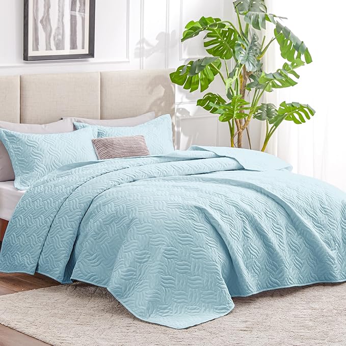 Love's cabin California King Size Quilt Bedding Set Light Blue Bedspread - Image 2
