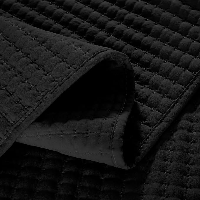WRENSONGE Queen Quilt-3 Pieces Lightweight Bedspreads Black Queen Size Quilt - Image 5