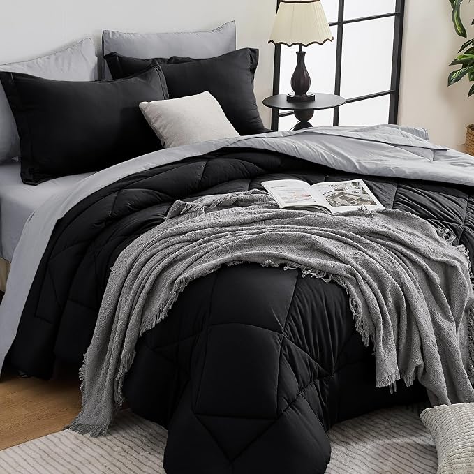 HEVUMYI Oversized Queen Comforter Set by HEVUMYI