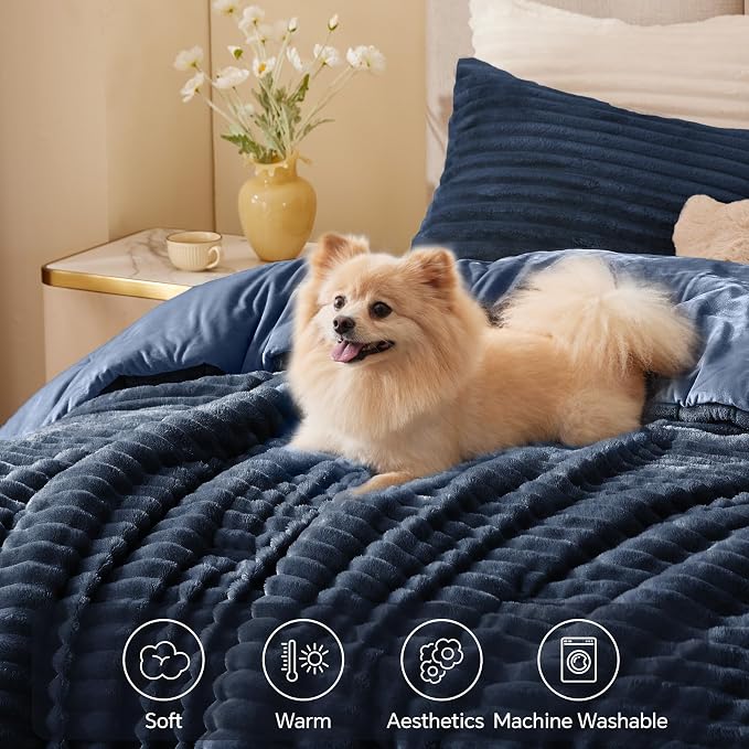 BEDELITE Fleece Oversized Queen Comforter Set -Super Soft & Warm Fluffy Navy - Image 3