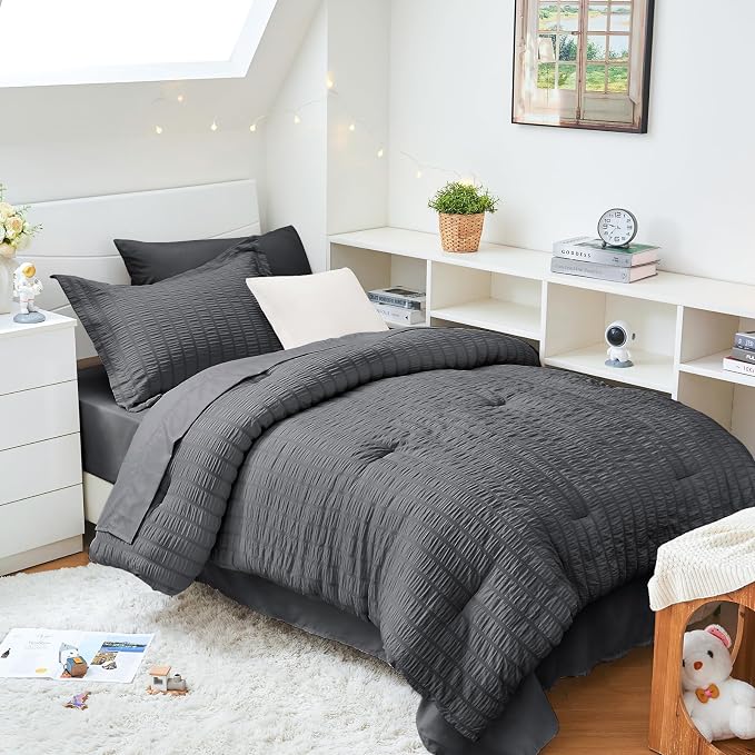 HYMOKEGE Twin XL Comforter Set Seersucker 5 Pieces, All Season Luxury Bed in a by HYMOKEGE