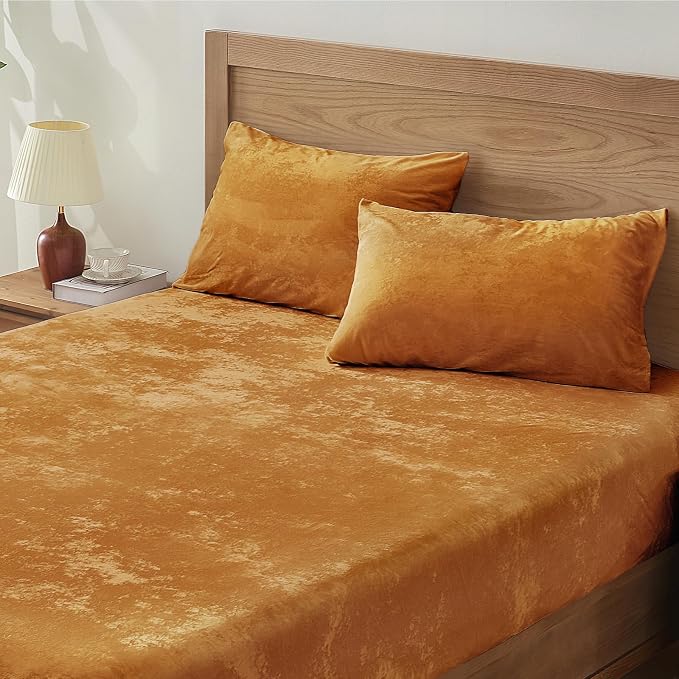 BEDELITE Velvet Fitted Sheet and Pillowcases Set, Luxury Soft Fuzzy Bottom Sheet by BEDELITE