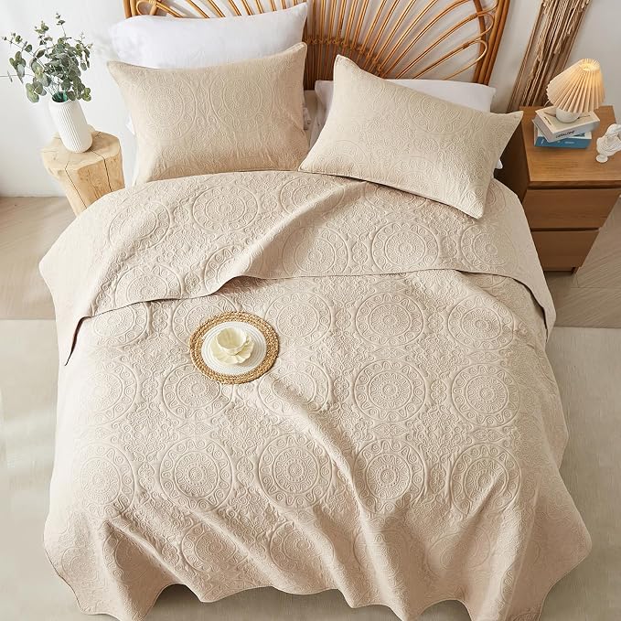 WURUIBO Beige Quilt Set King/Cal King Size, Embossing Microfiber Bedspreads - Image 8