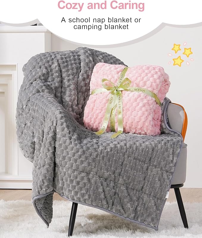 Super Soft Luxury Fleece Sherpa Weighted Blanket - Image 6