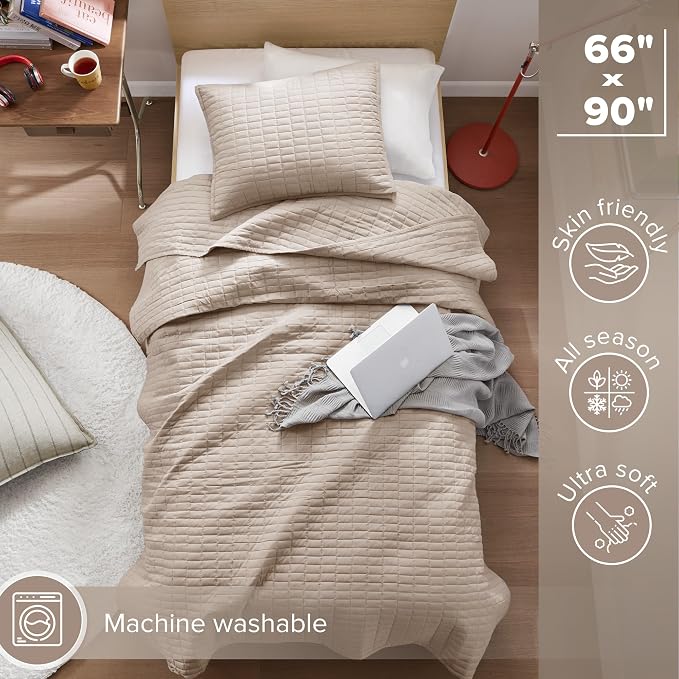 Comfort Spaces Kienna Quilt Set- Double Sided Stitching Design Summer Blanket - Image 3