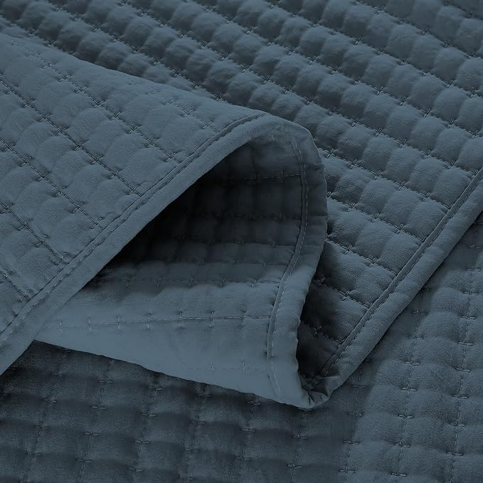 WRENSONGE King Size Quilt-3 Pieces Lightweight Navy Blue Bedspreads King Quilt - Image 5