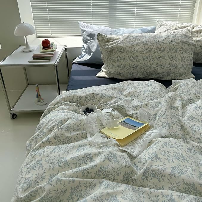 MKXI Queen Duvet Cover Set Blue White Floral Print - Image 6