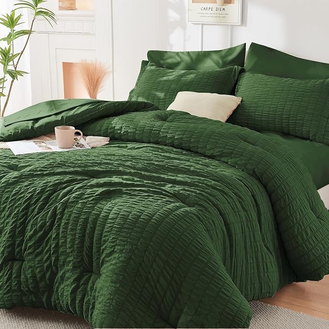 HYMOKEGE Dark Green Full Size Comforter Sets Seersucker 7 Pieces, All Season by HYMOKEGE