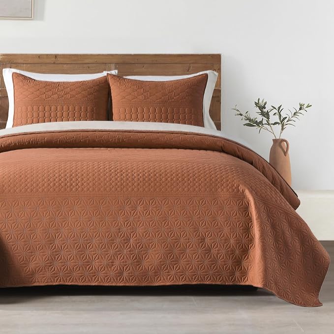 HORIMOTE HOME Burnt Orange Queen Size Quilt Set by HORIMOTEHOME