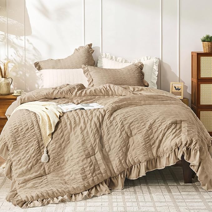 JOLLYVOGUE King Size Comforter Set, 3 Pieces Khaki Seersucker Comforters King by JOLLYVOGUE