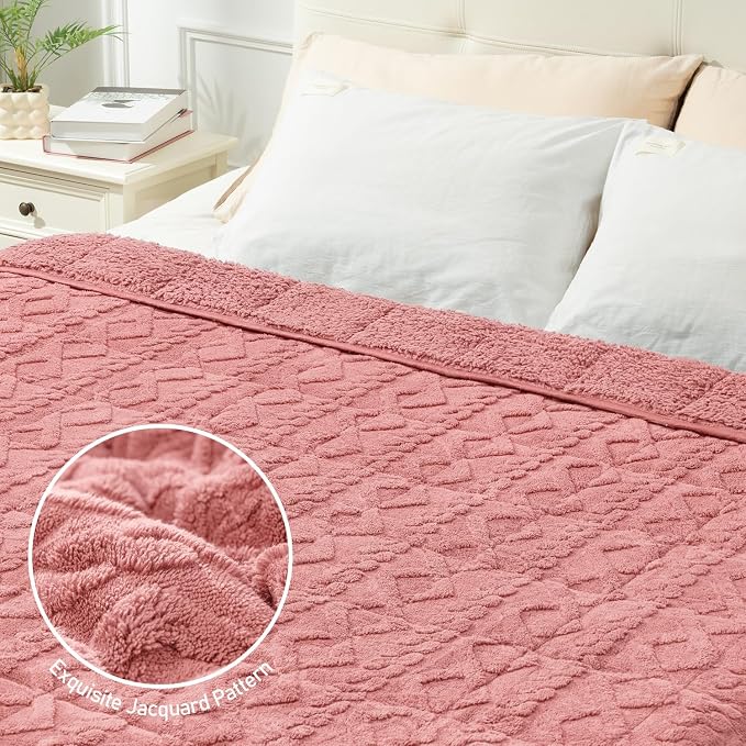 Wemore Weighted Blanket for Adults Twin Size 15 lbs, Dual Sided Soft Fuzzy - Image 4