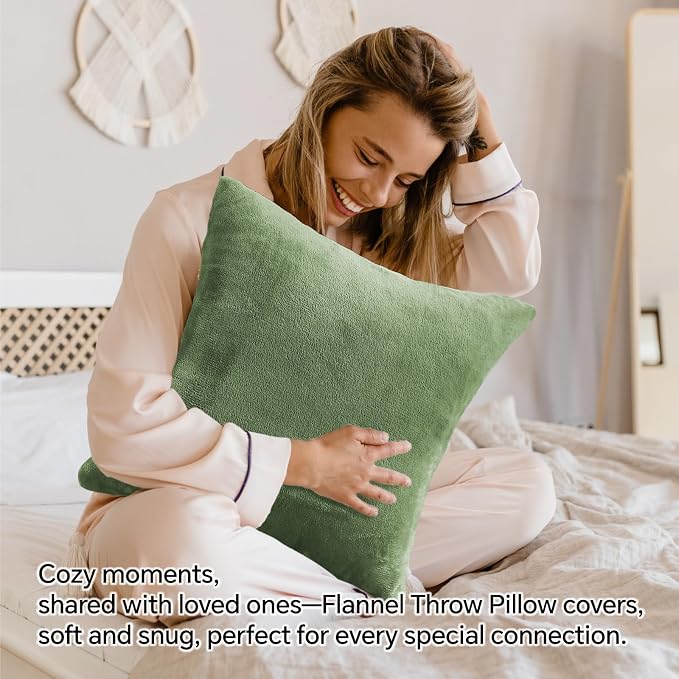 BEDELITE Velvet Pillow Covers 26x26 - Image 4