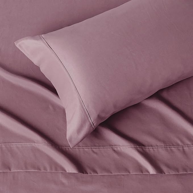 Amazon Basics Lightweight Super Soft Easy Care Wrinkle-Free Microfiber 3-Piece - Image 3