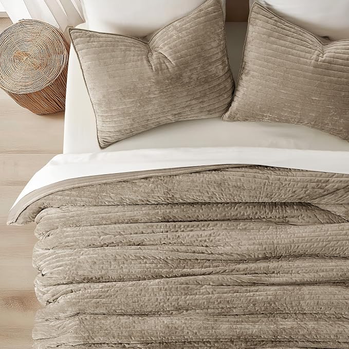 EVERGRACE Velvet Quilt Set Queen Size, Luxurious Soft Striped Channel Bedding - Image 3