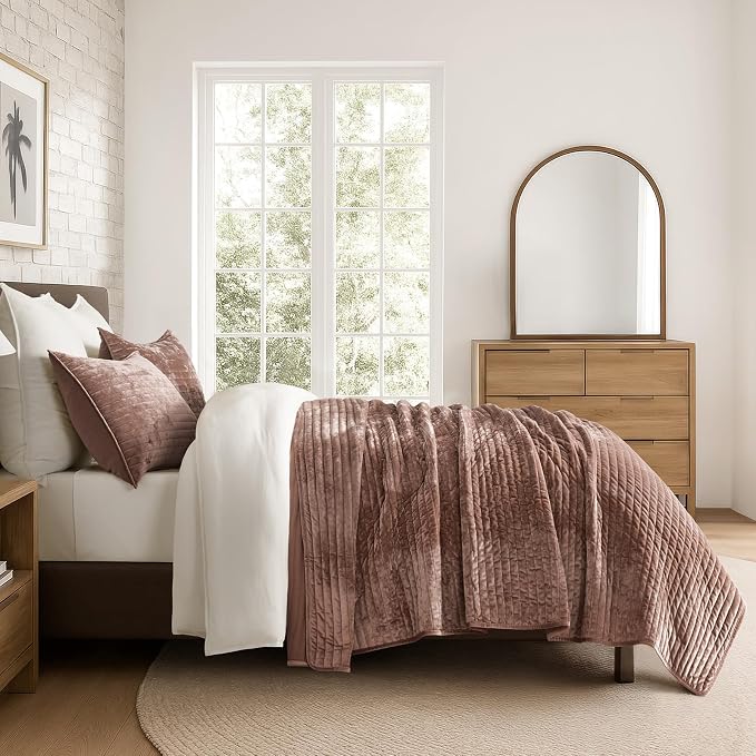 EVERGRACE Velvet Quilt Set King Size, Luxurious Soft Striped Channel Bedding Set - Image 3