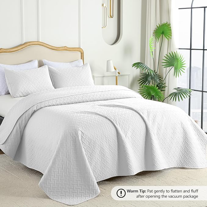 FLYMME King Size Quilt Bedding Set White Lightweight Bedspreads - Image 2