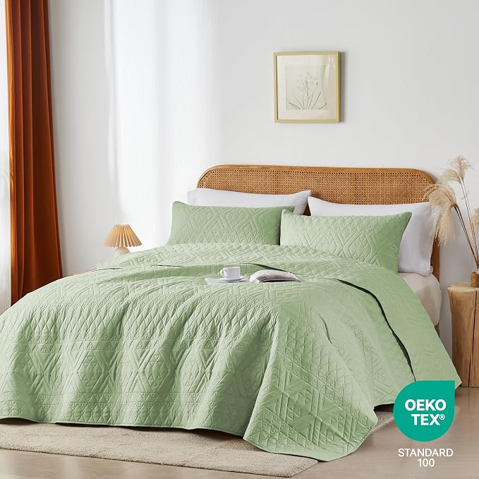 akkialla Twin Size Quilt Bedding Set, Sage Green Lightweight Microfiber Soft - Image 2