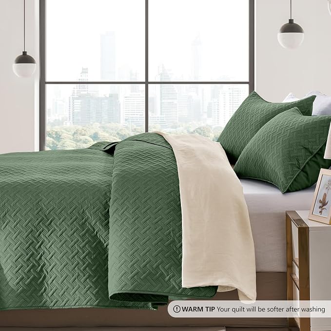 FLYMME Olive Green Twin Quilt Bedding Set Thin Lightweight Bedspreads, Modern - Image 4
